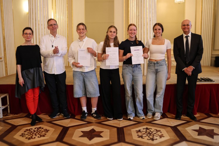 3. Preis Gymnasium Saarburg - Les langues changent ta vie - Sprachenfest 2025 Schwerin