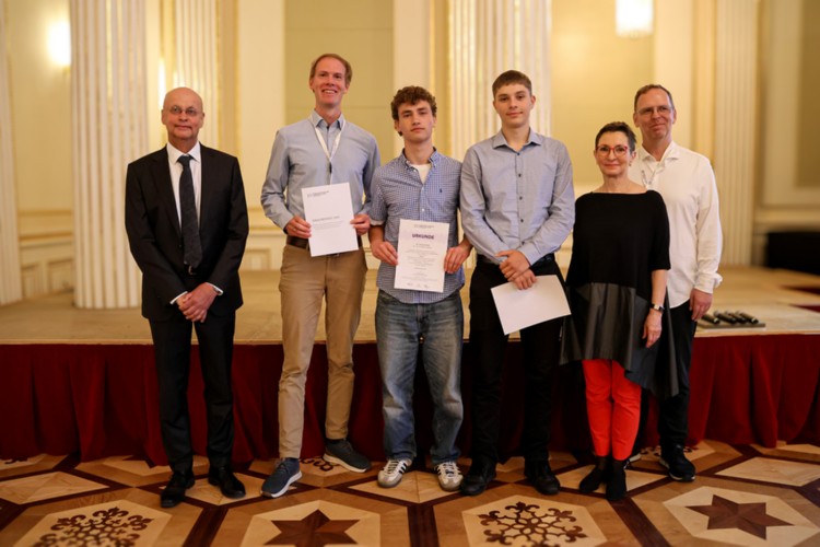3. Preis Marie-Curie-Gymnasium Dresden - A boy and a girl - Sprachenfest 2025 Schwerin